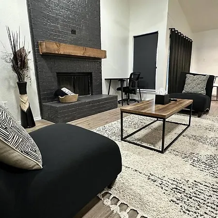Newly Updated Cozy Home